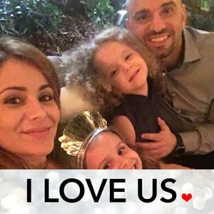 Meet your Posher, Zina